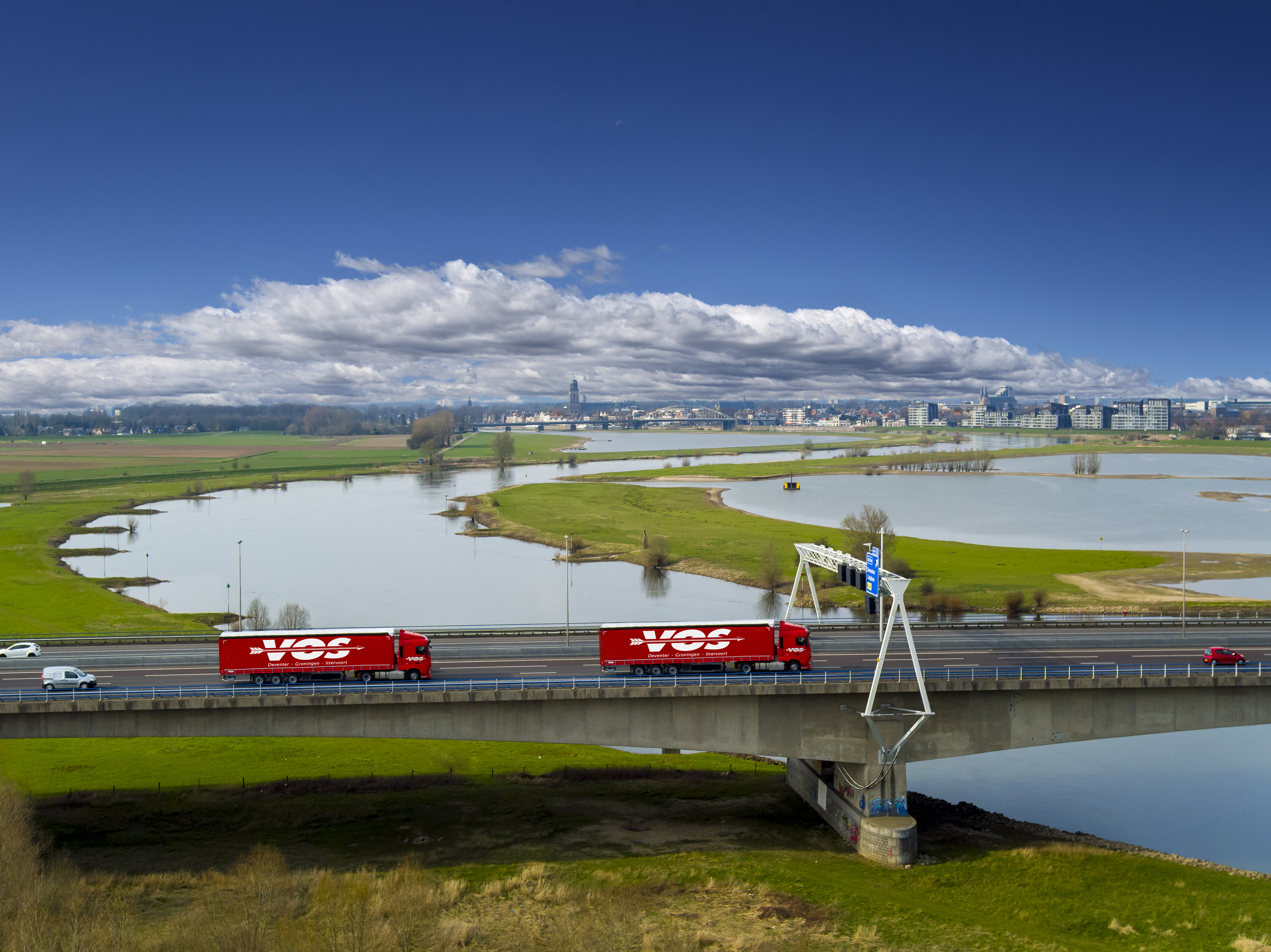 Vos Transport lanceert samen met Wemessage branche vernieuwende website