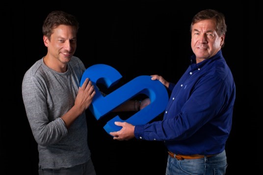 Bynder-oprichter en CEO Chris Hall draagt stokje over aan  ‘Software veteraan’ Bert van der Zwan